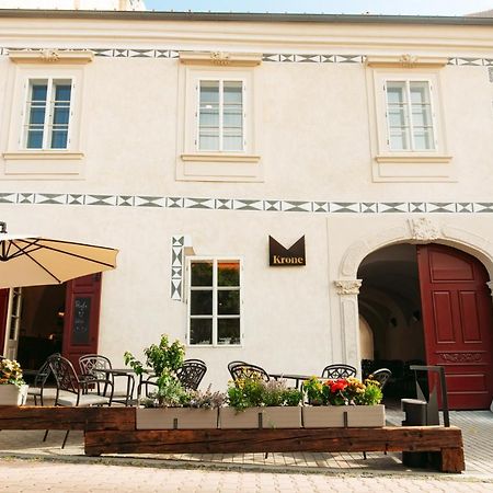 Krone Svätý Jur Exterior foto