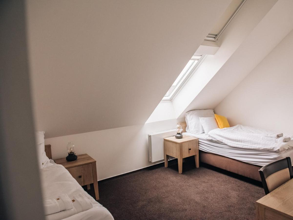 Krone Svätý Jur Exterior foto